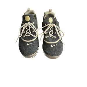 Womens Nike Presto Fly size 6.5